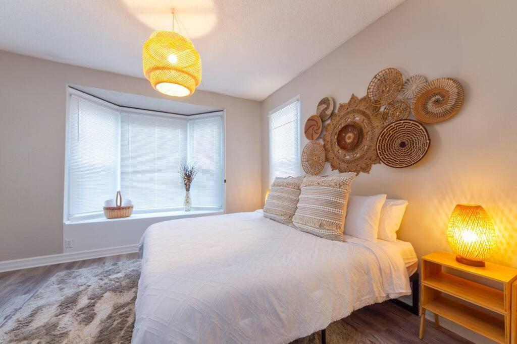 A Very Unique Quirky And Comfortable Home スポーケン エクステリア 写真